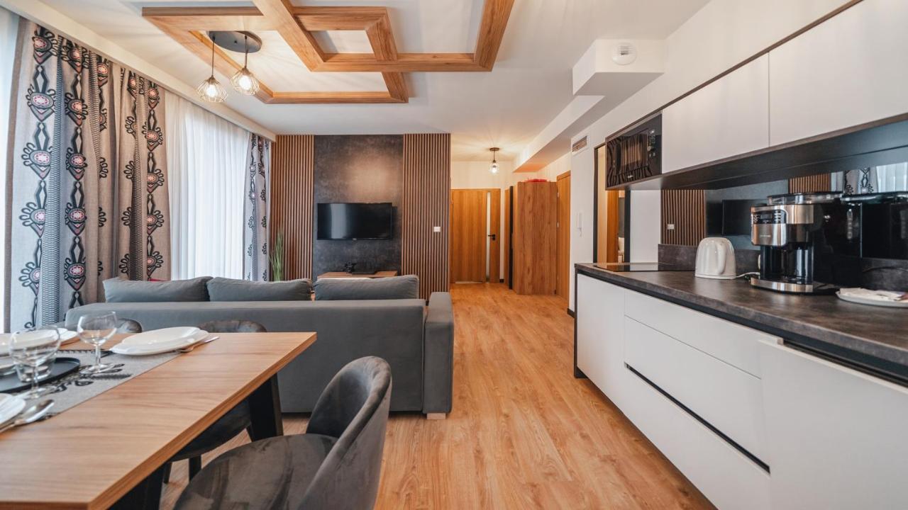 Apartamenty Sun & Snow Ski Apartments Białka Esterno foto